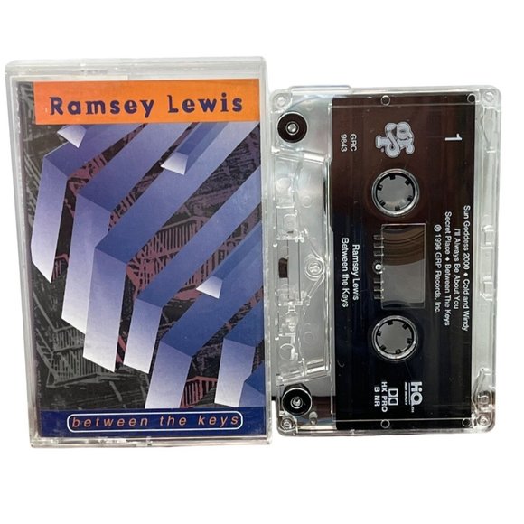 Ramsey Lewis Between the Keys Cassette Tape Smooth Jazz 1996 - Picture 1 of 4